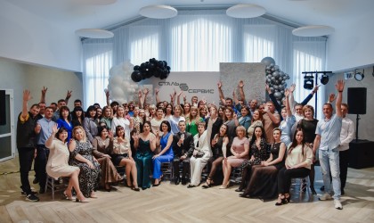 15 лет  компании!